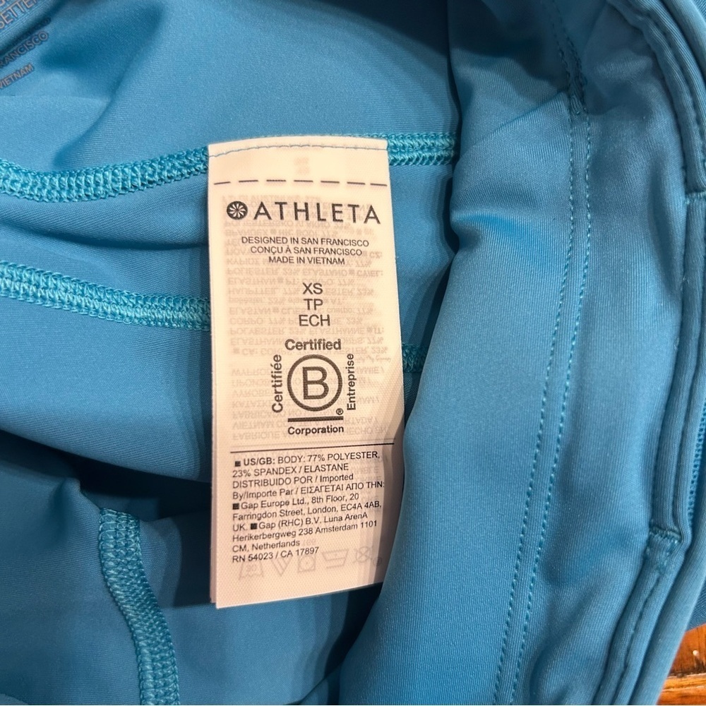 *NWT* Athleta Pacesetter 7/8 Tights in Teal Blue, Size XS Leggings - Picture 14 of 16